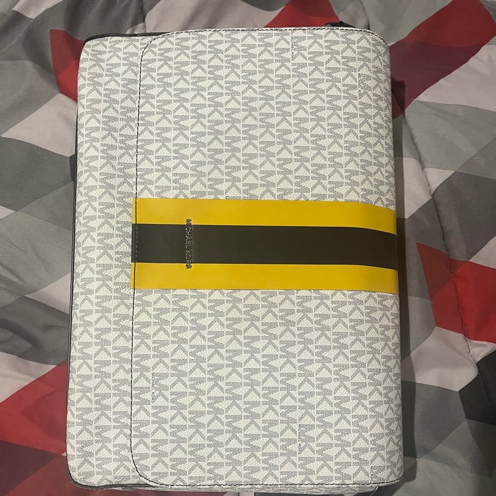 Michel Korea messenger